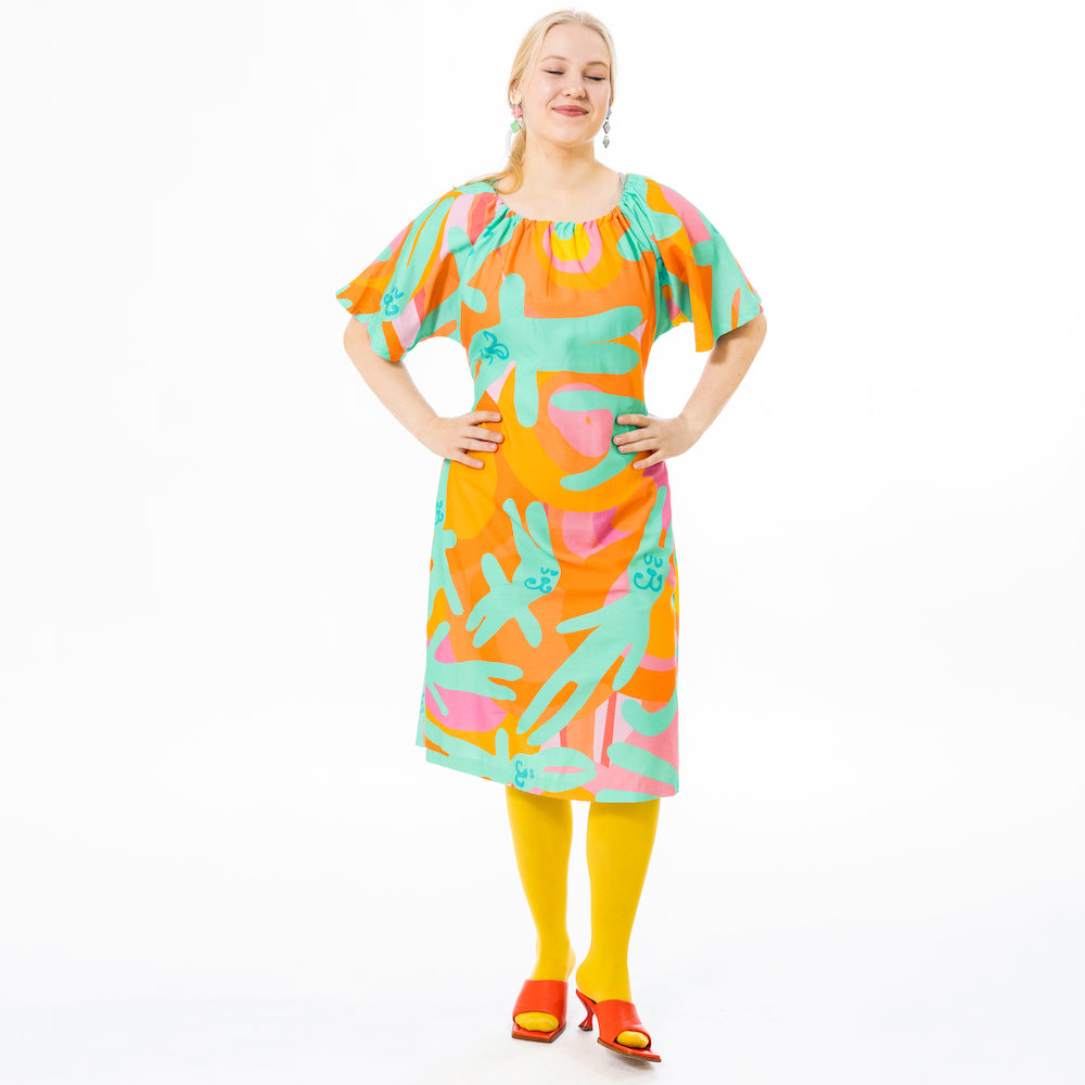 Kekkerikesä mekko | JÄTTIJÄNIKSET