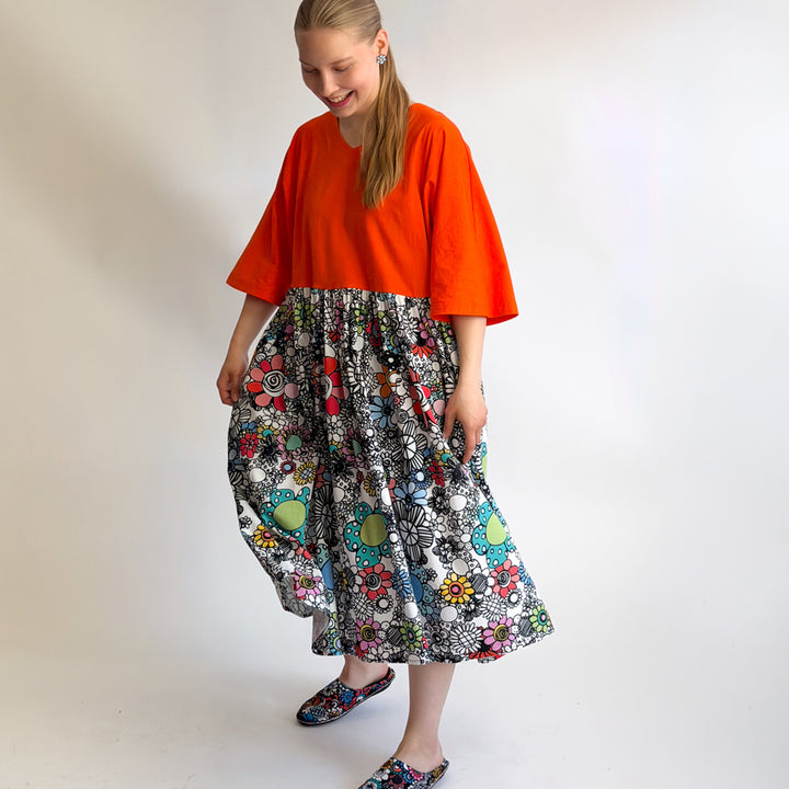 Mekko | LEIJU | Maxikukkaralla, multi