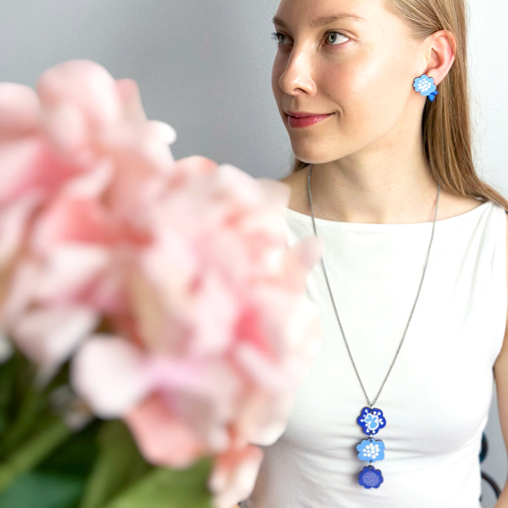 Button earrings | SUVI | blue